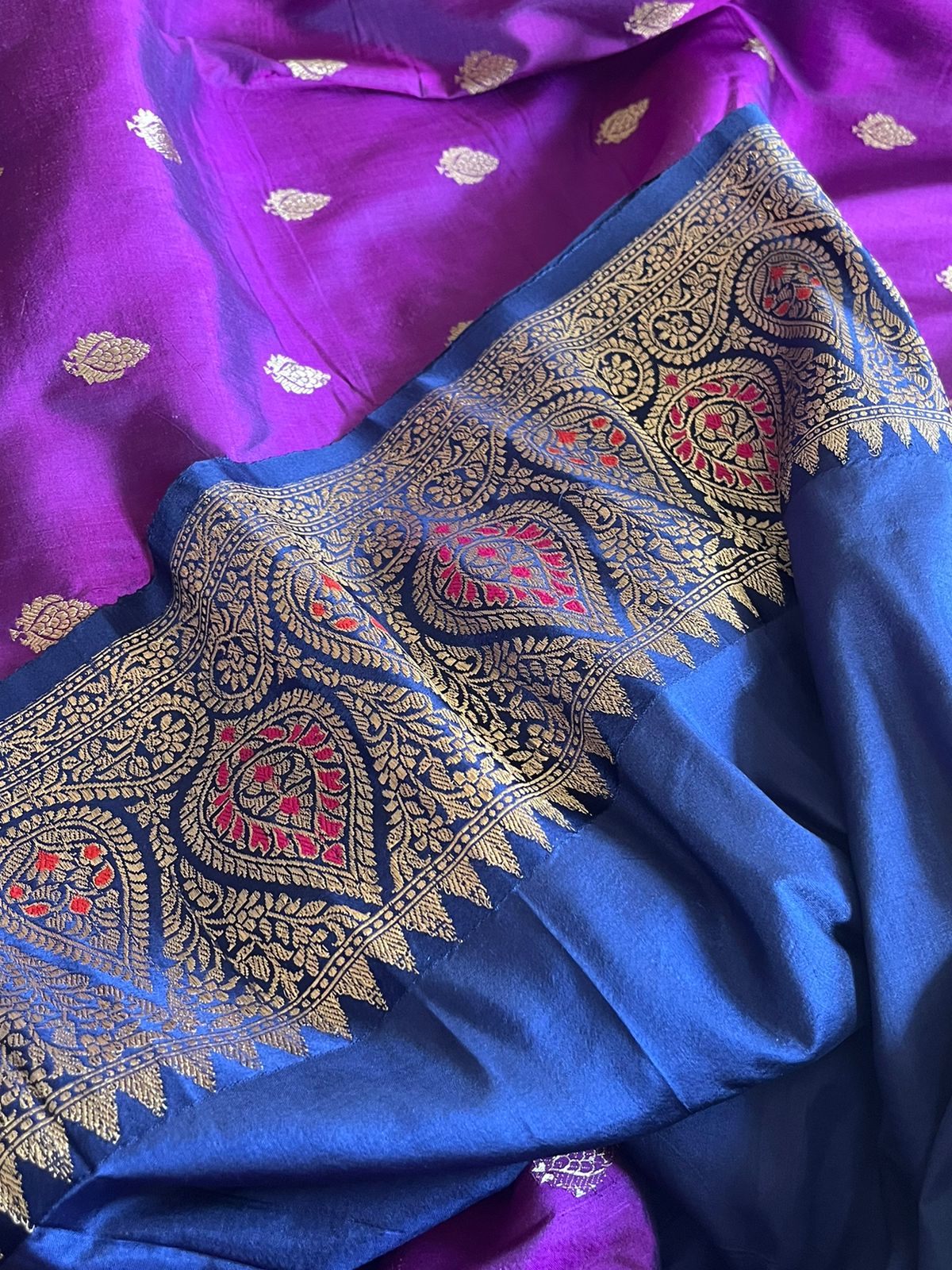 Pure Handloom Banarasi Katan Silk saree - Purple with Deep Blue