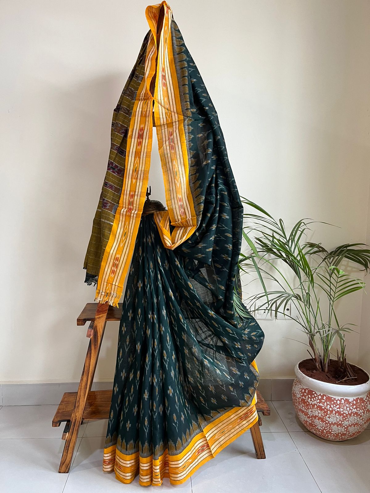 Sambhalpuri Green-Yellow Pure Cotton Handwoven Saree