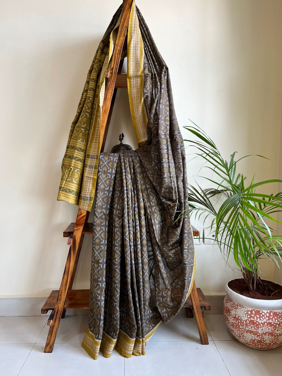 Sambhalpuri Pure Cotton Handwoven Saree - Shades of Green