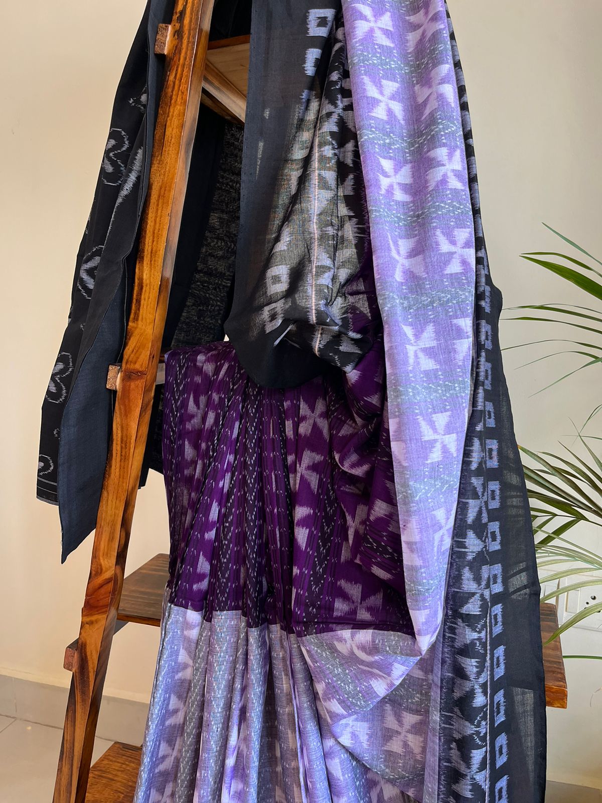 Sambhalpuri Multicolour Pure Cotton Handwoven Saree