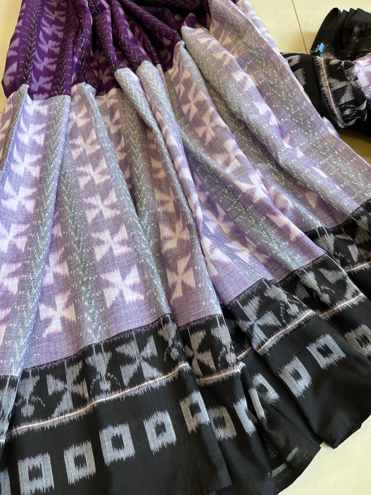 Sambhalpuri Multicolour Pure Cotton Handwoven Saree