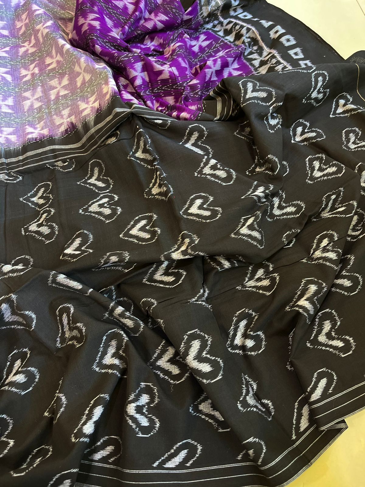 Sambhalpuri Multicolour Pure Cotton Handwoven Saree