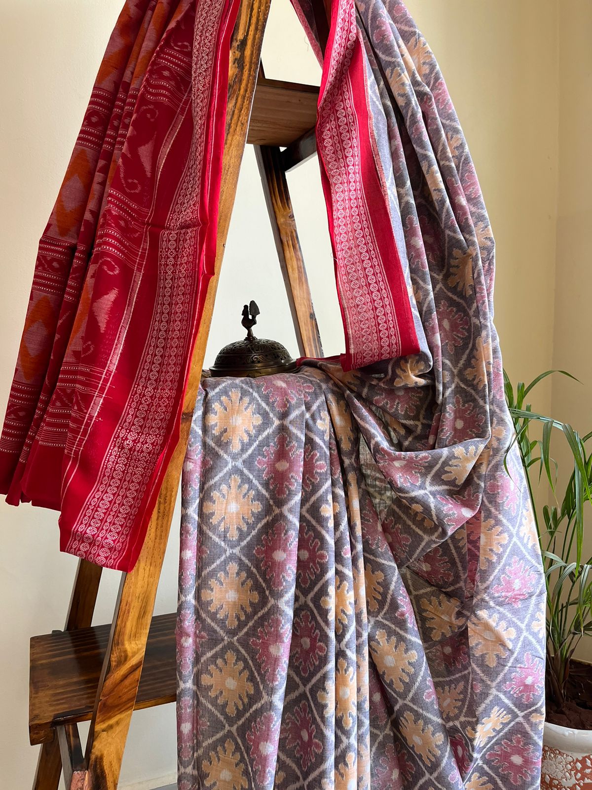 Sambhalpuri Multicolour Pure Cotton Handwoven Saree