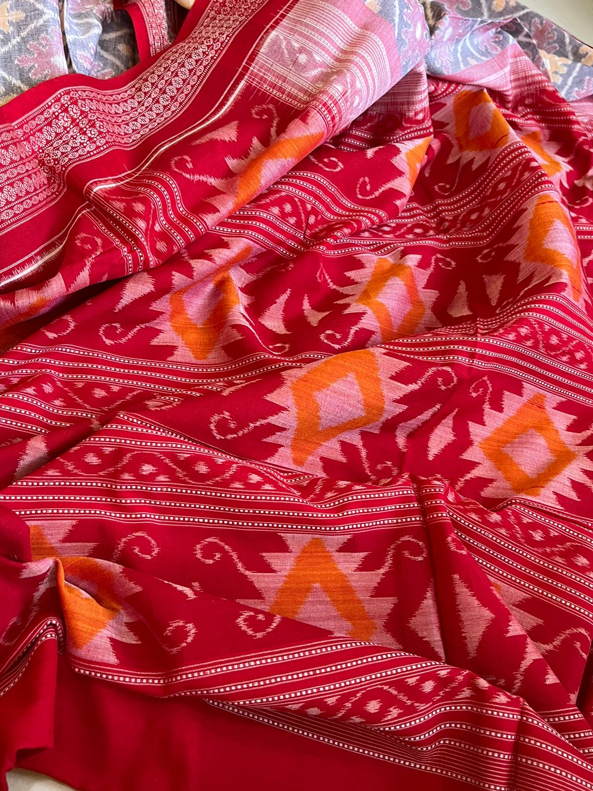 Sambhalpuri Multicolour Pure Cotton Handwoven Saree