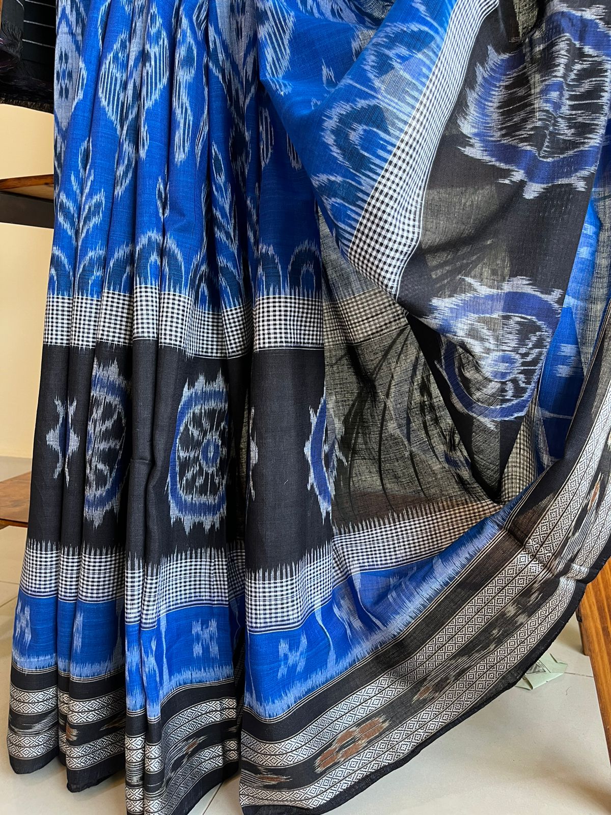 Sambhalpuri Multicolour Pure Cotton Handwoven Saree