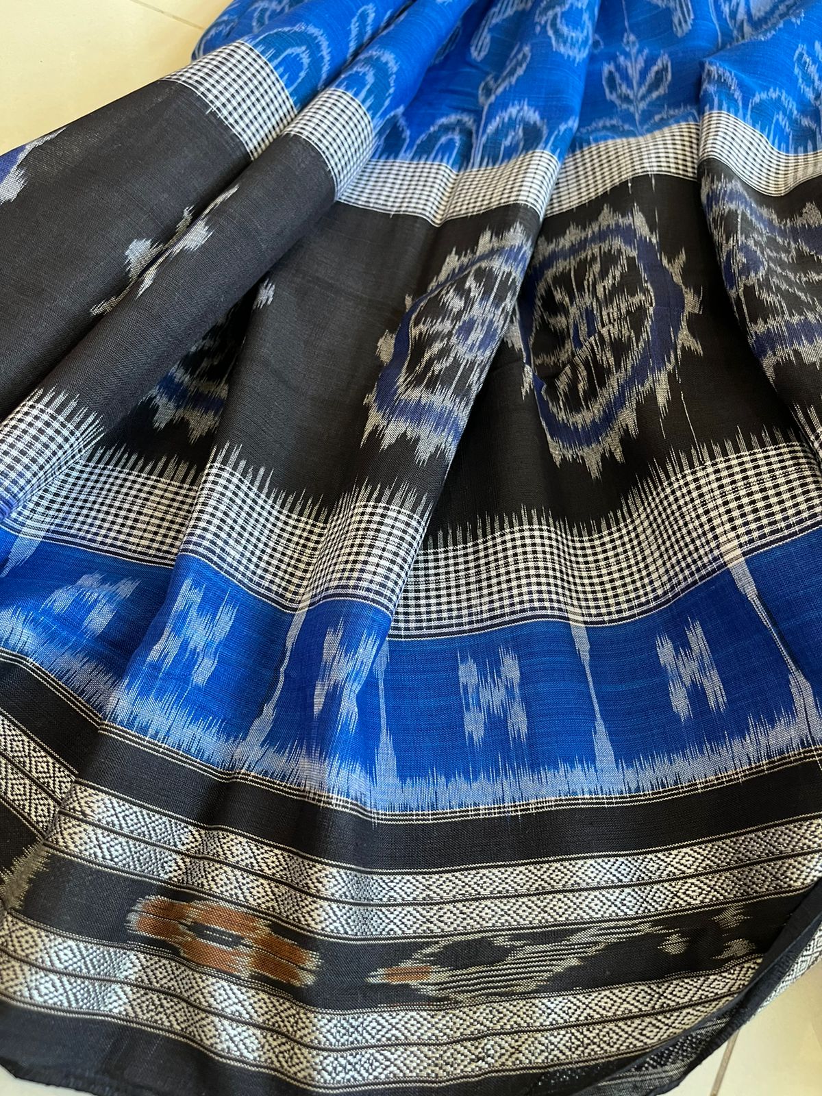 Sambhalpuri Multicolour Pure Cotton Handwoven Saree