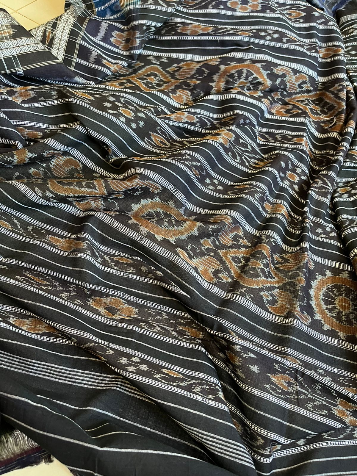 Sambhalpuri Multicolour Pure Cotton Handwoven Saree