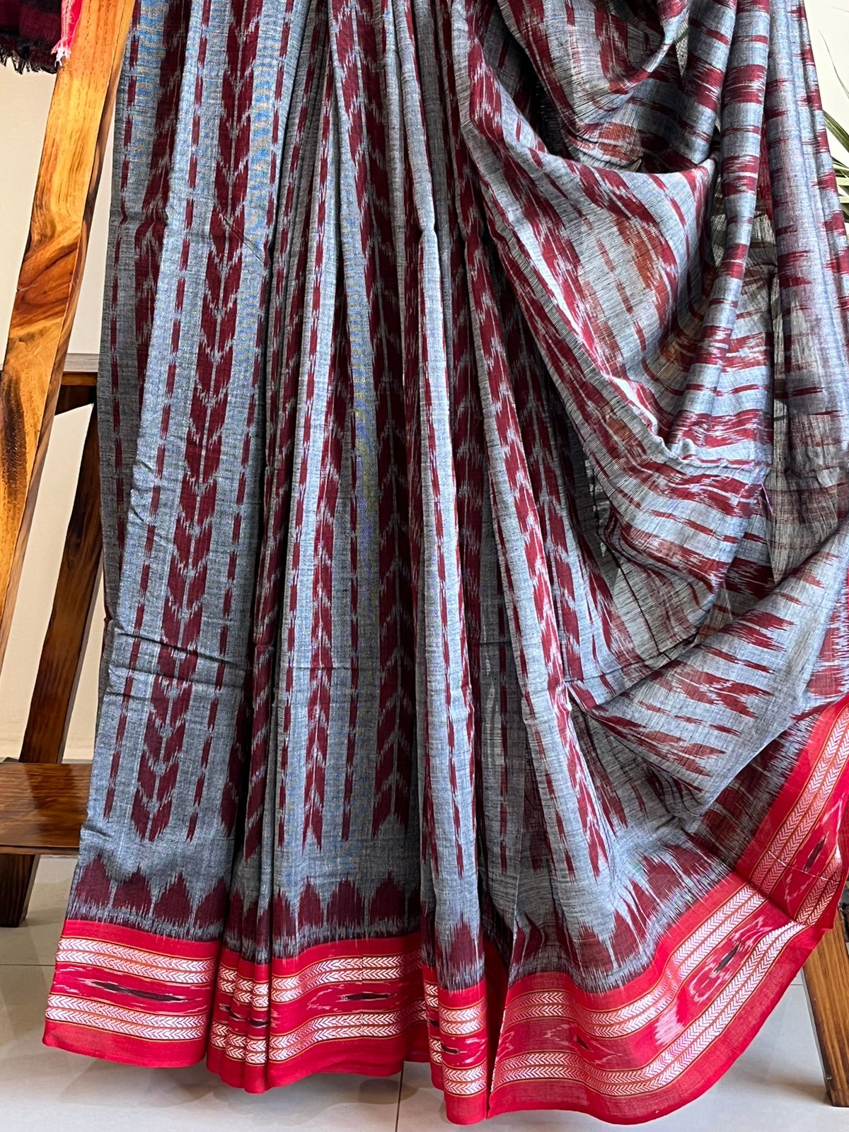 Sambhalpuri Multicolour Pure Cotton Handwoven Saree