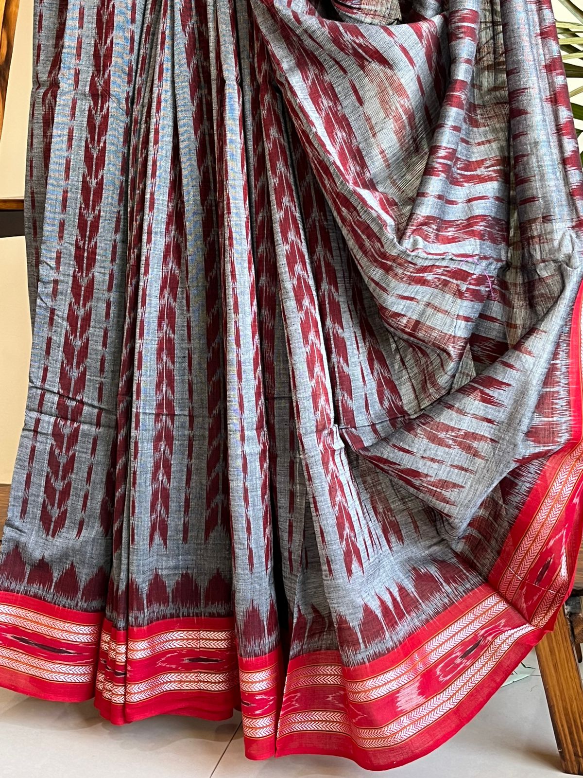 Sambhalpuri Multicolour Pure Cotton Handwoven Saree