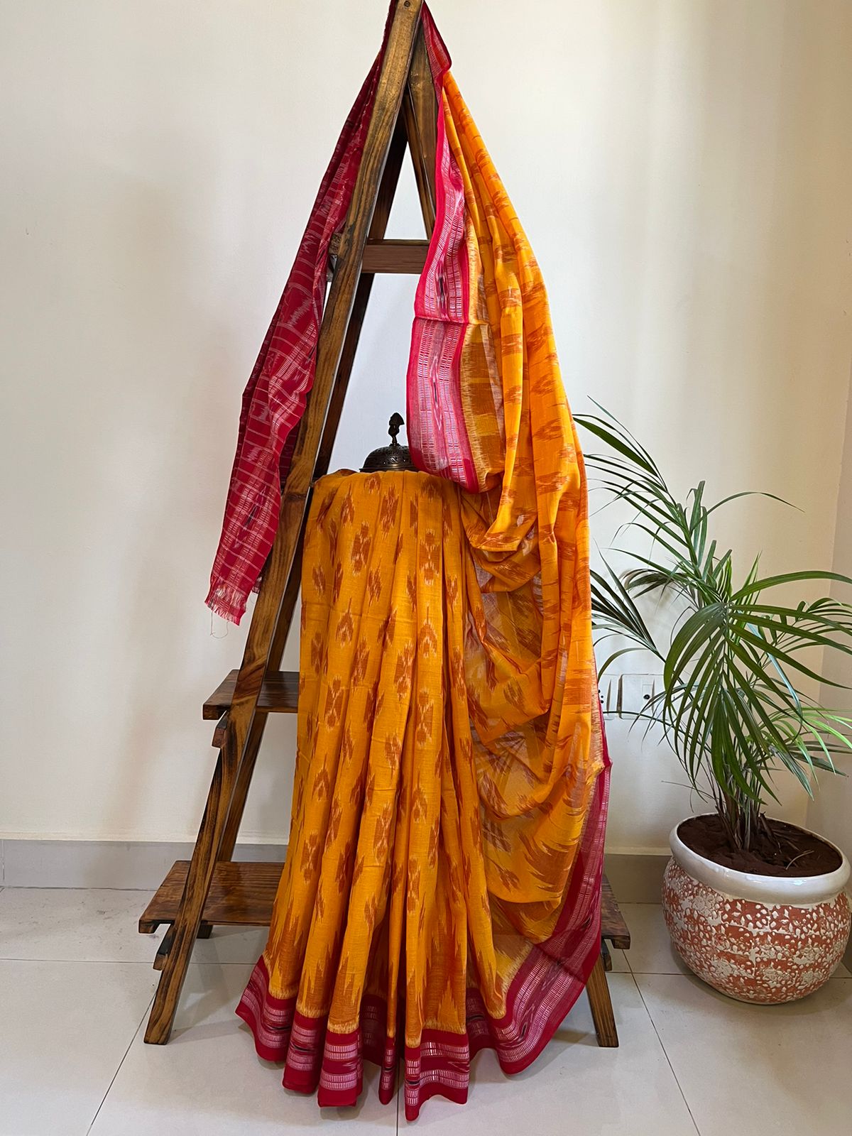Sambhalpuri Multicolour Pure Cotton Handwoven Saree