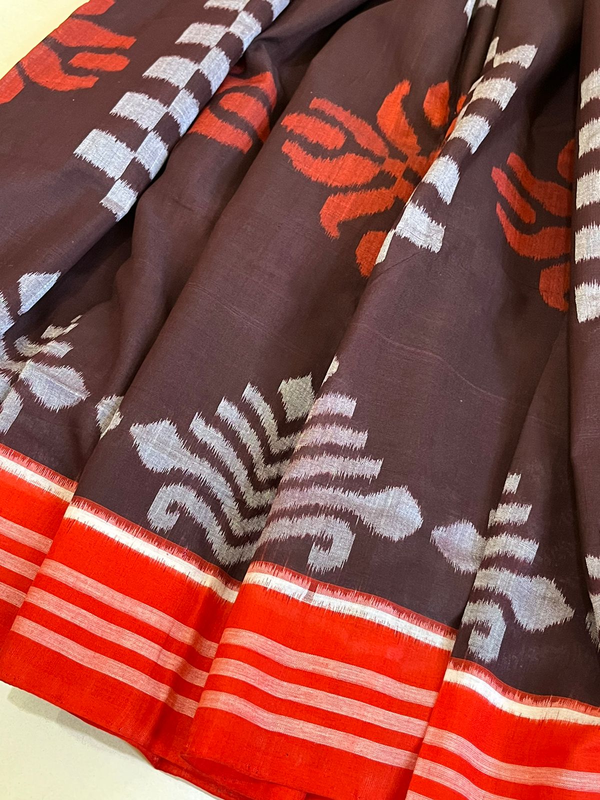 Sambhalpuri Multicolour Pure Cotton Handwoven Saree