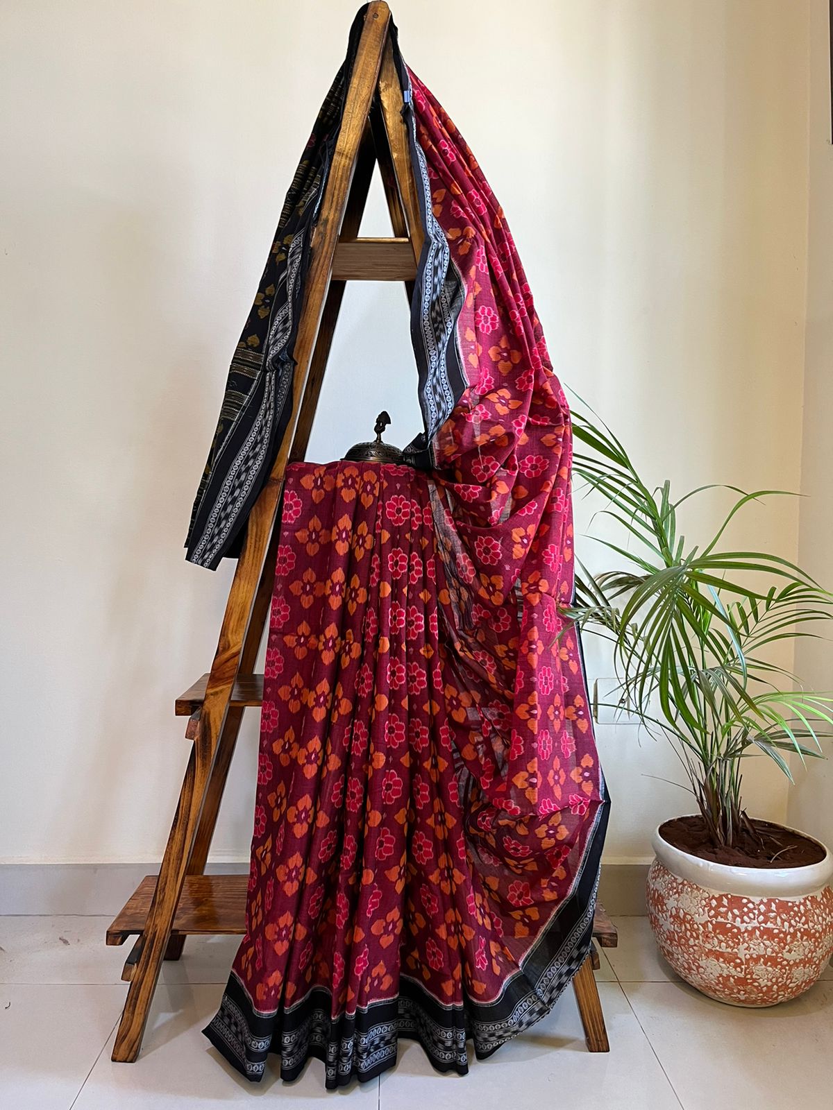 Sambhalpuri Multicolour Pure Cotton Handwoven Saree