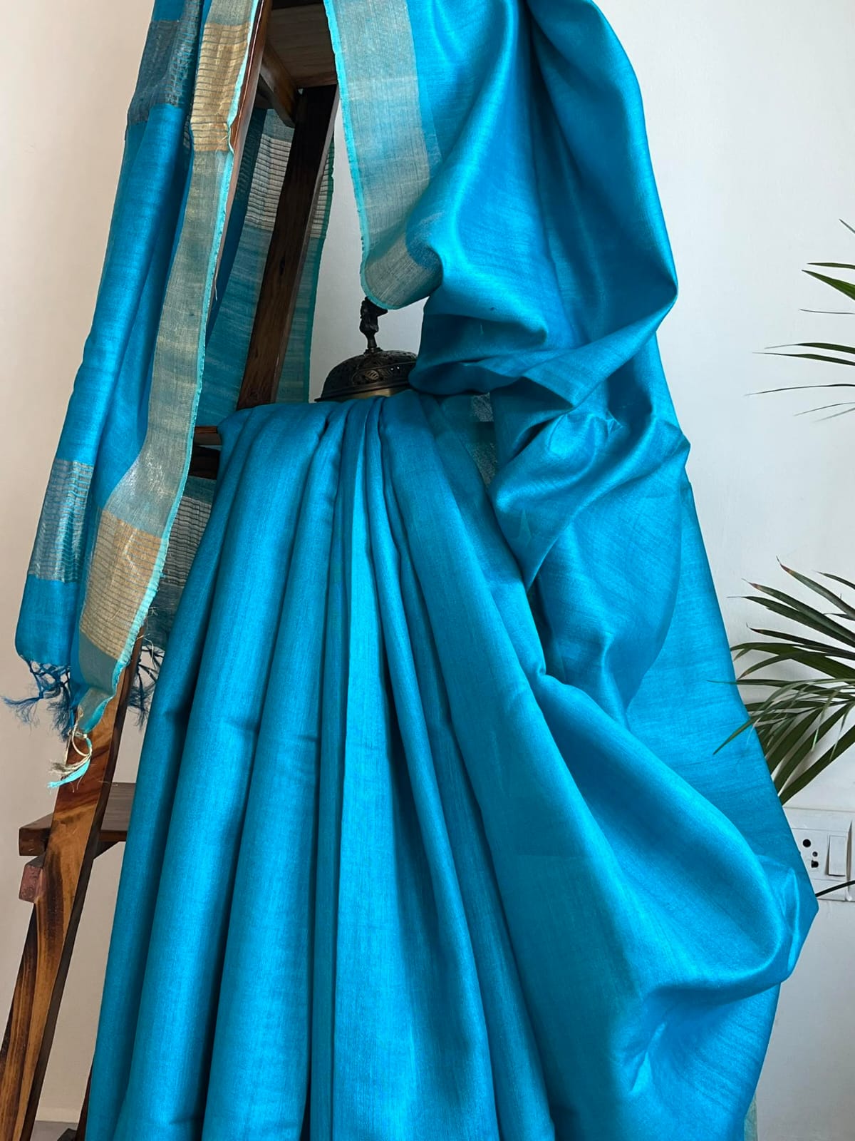 Pure Tussar Silk Handwoven Zari Saree - Turquoise Blue