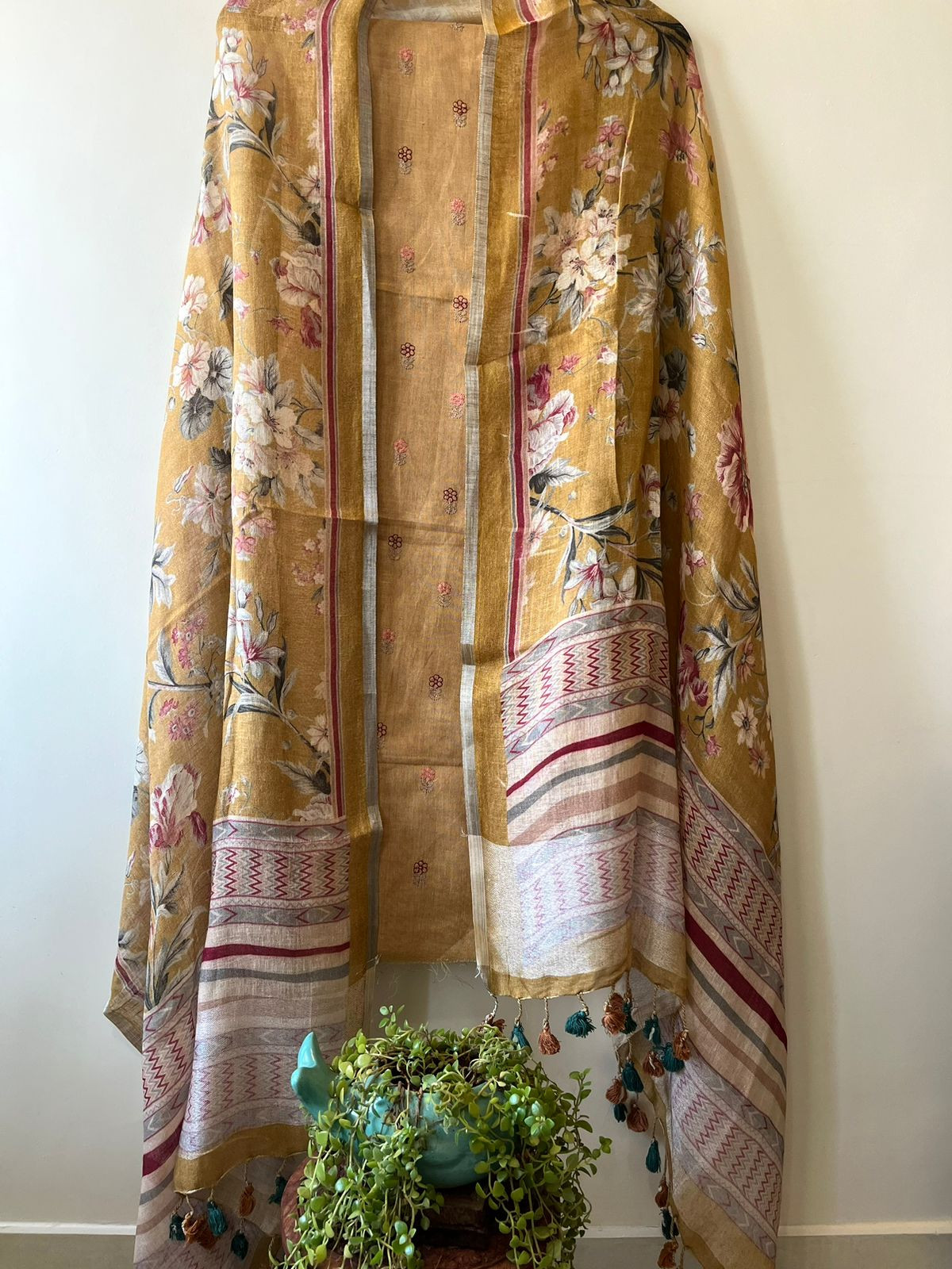 Linen Embroidered Suits - Sand Brown