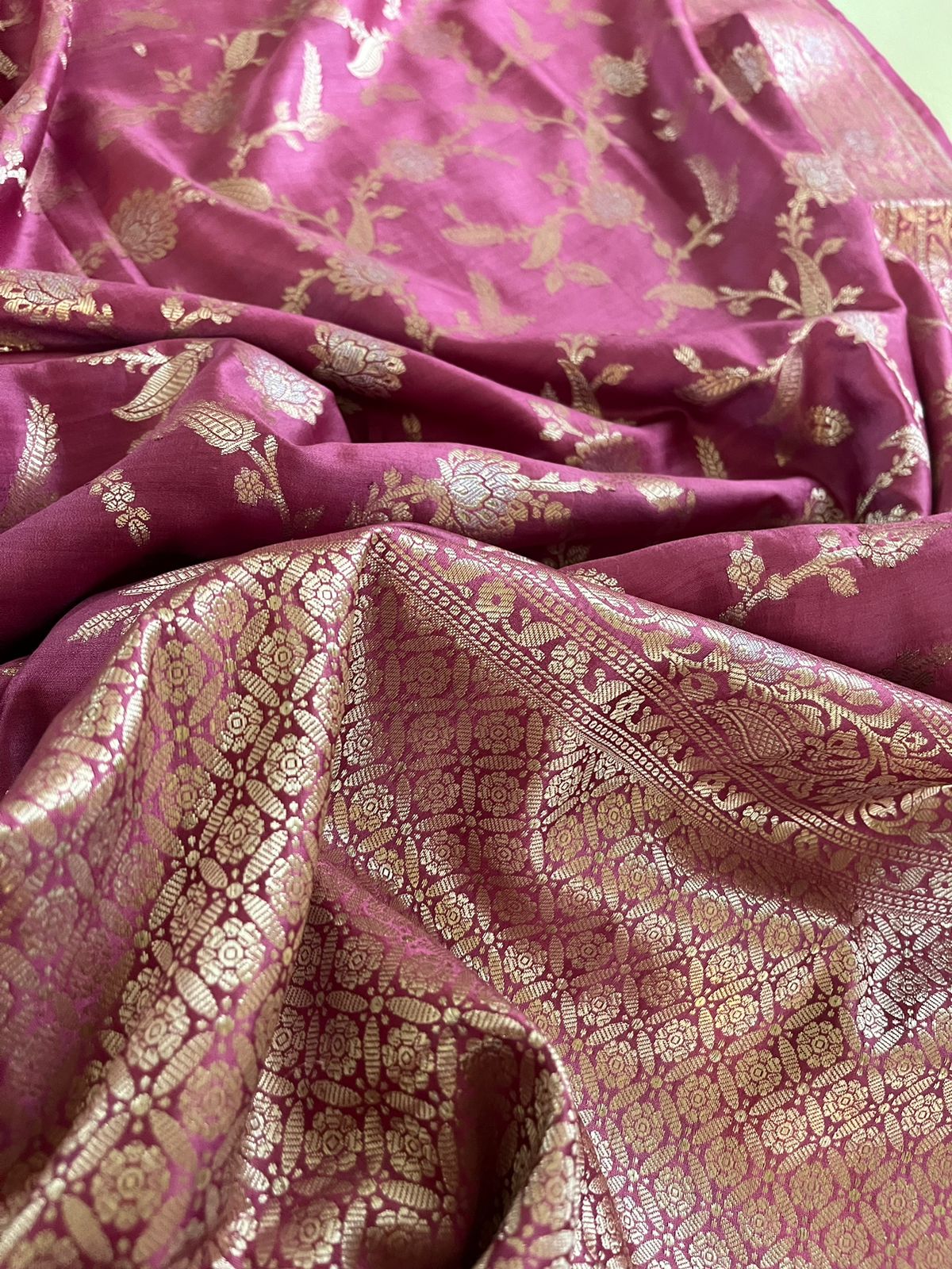 Pure Handloom Banarasi Chiniya Silk saree with Jangla Weave - Mauve Pink