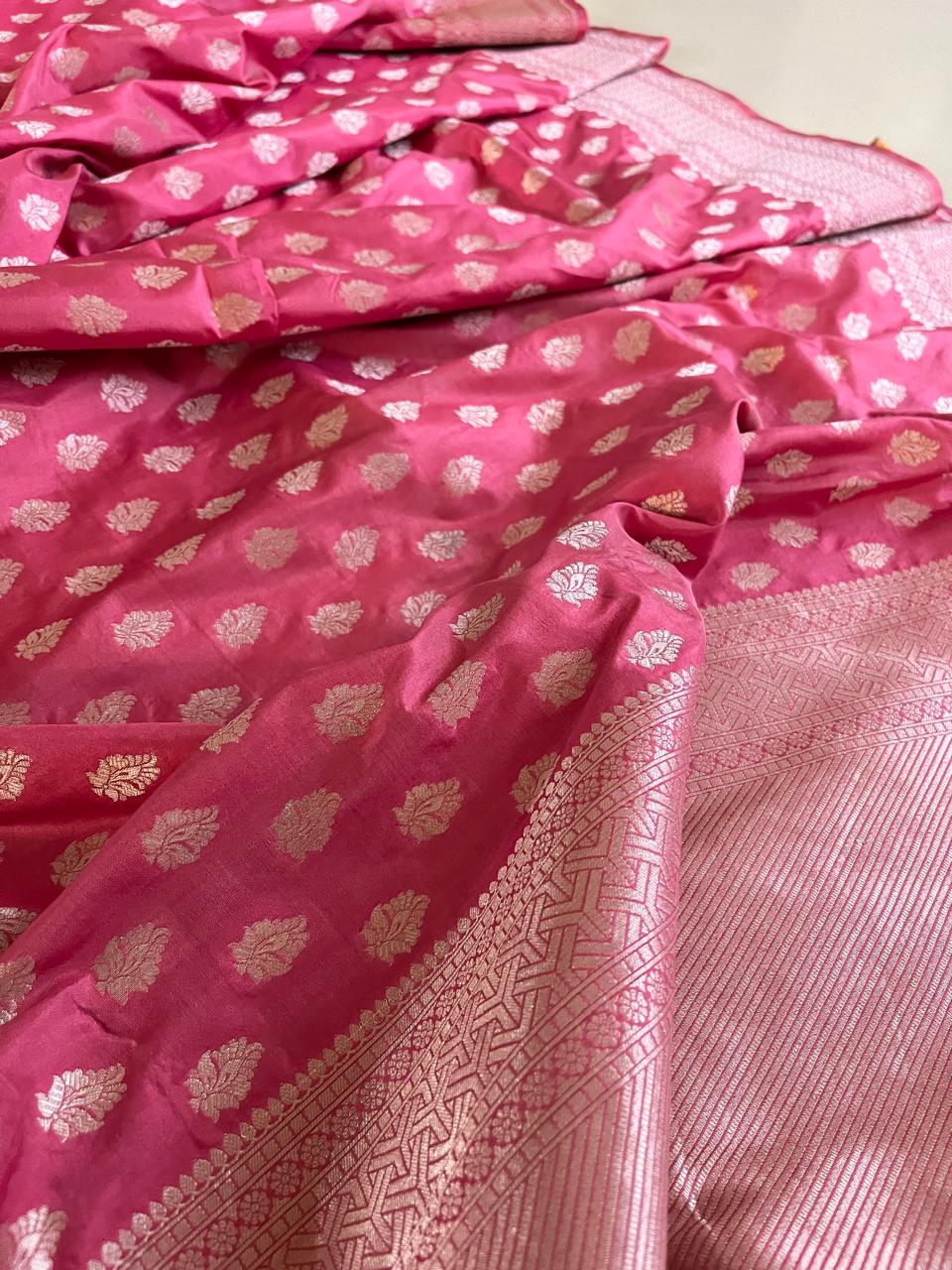 Pure Handloom Banarasi Katan Silk saree - Blush Pink