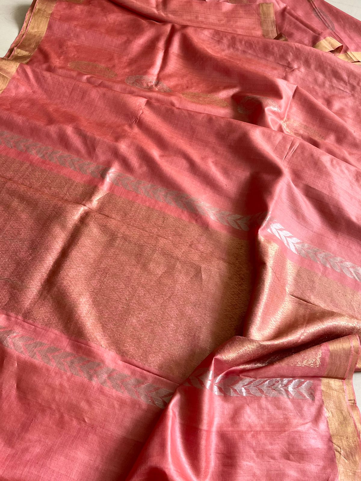 Pure Silk Handwoven Kosa Silk saree - Apricot Peach