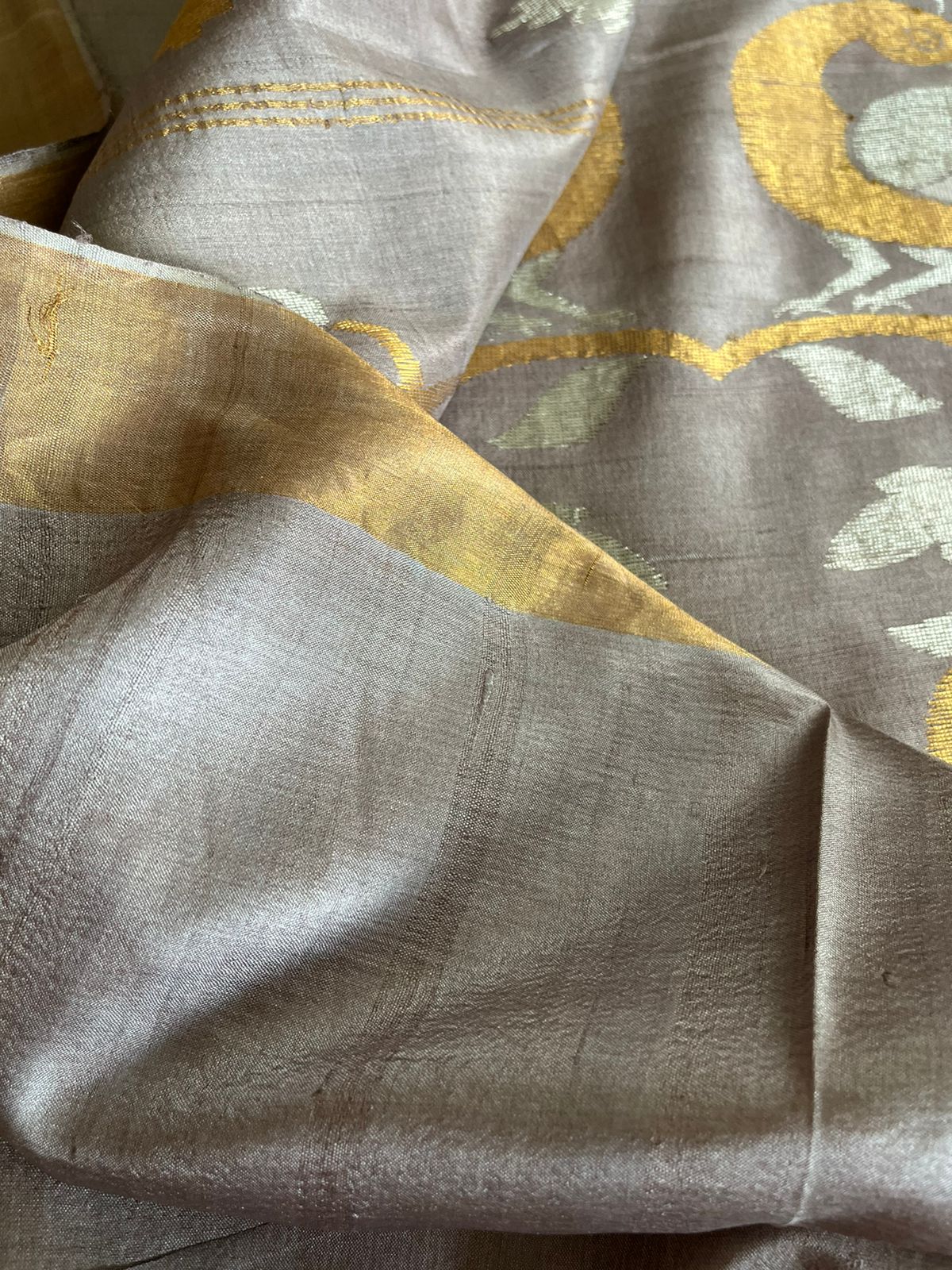 Pure Kosa Silk Handwoven saree - Ash Grey