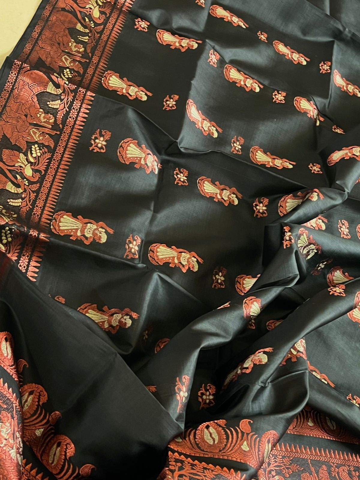 Exquisite Handwoven Pure Silk Baluchari saree - Black
