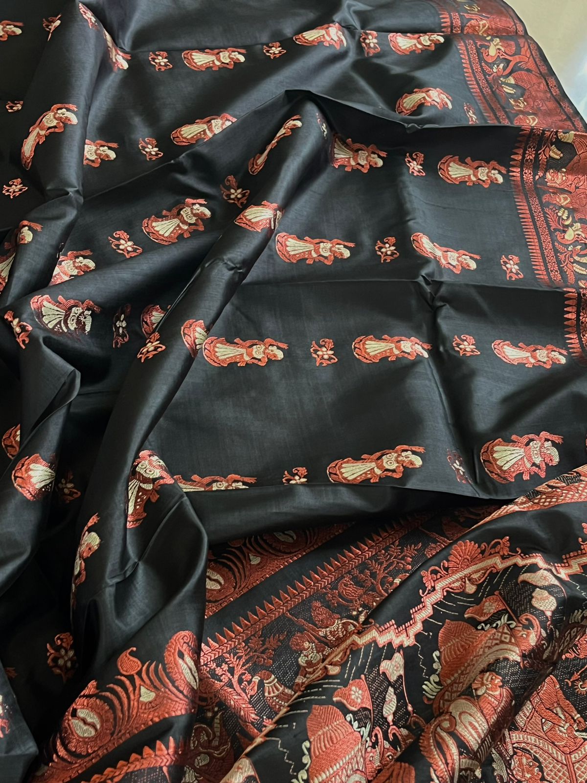 Exquisite Handwoven Pure Silk Baluchari saree - Black