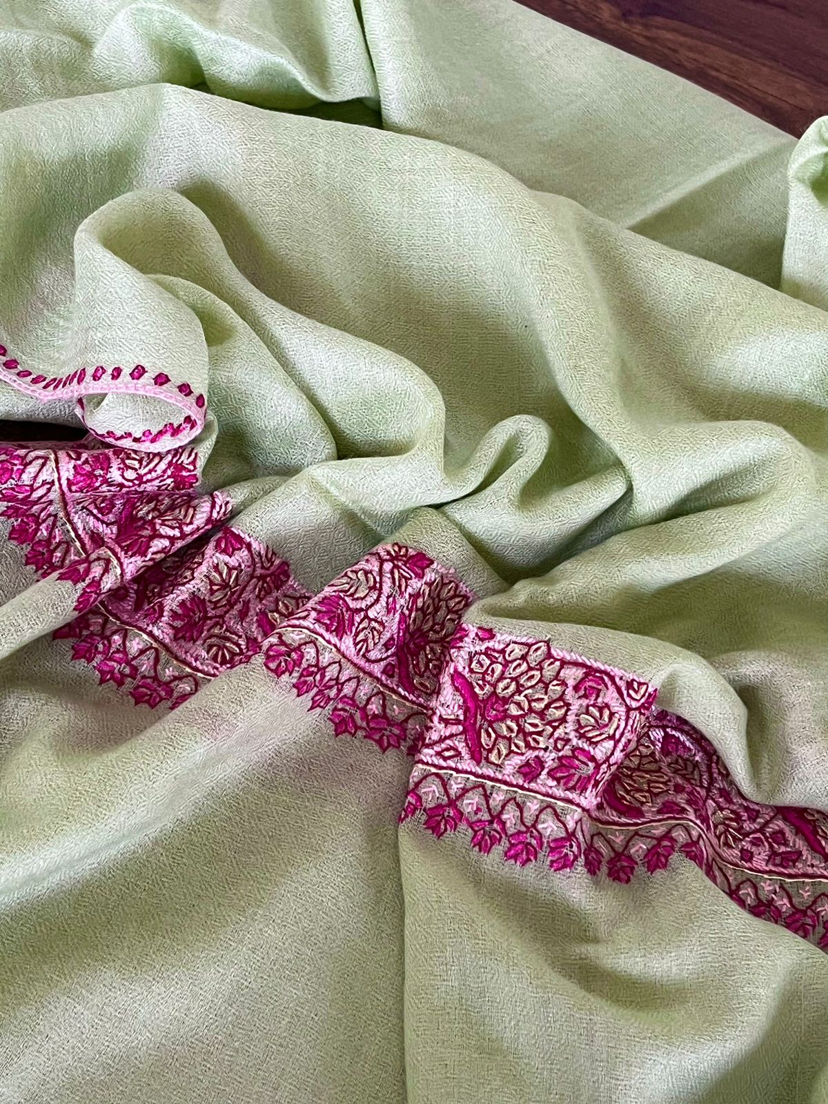 Beautiful Sozni Embroidered Handcrafted Woollen Stoles - Pista Green