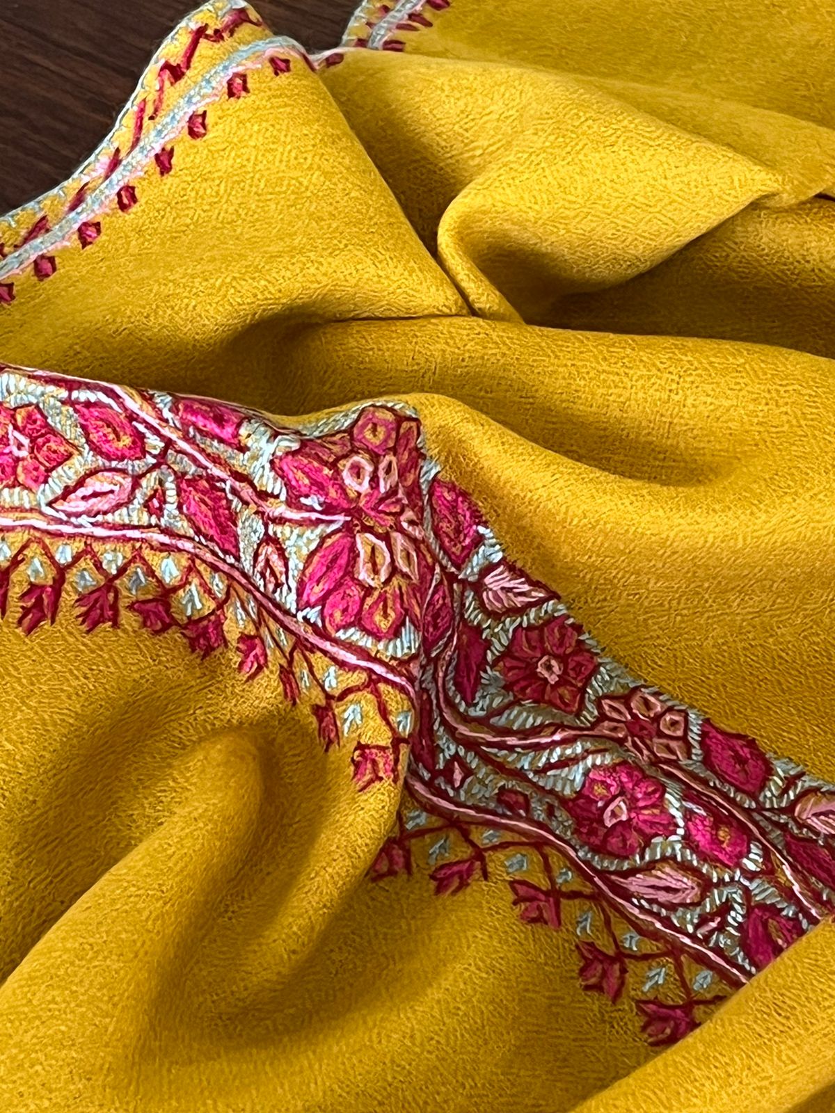 Beautiful Sozni Embroidered Handcrafted Woollen Stoles