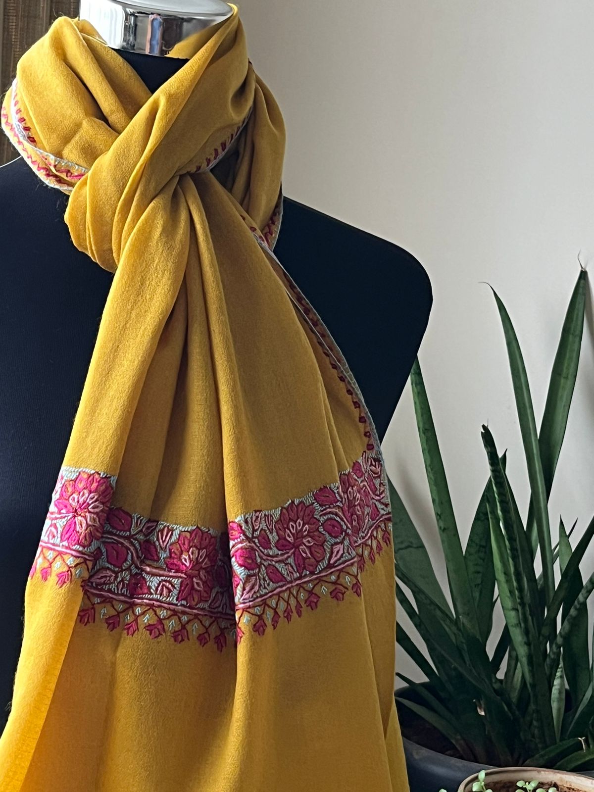 Beautiful Sozni Embroidered Handcrafted Woollen Stoles