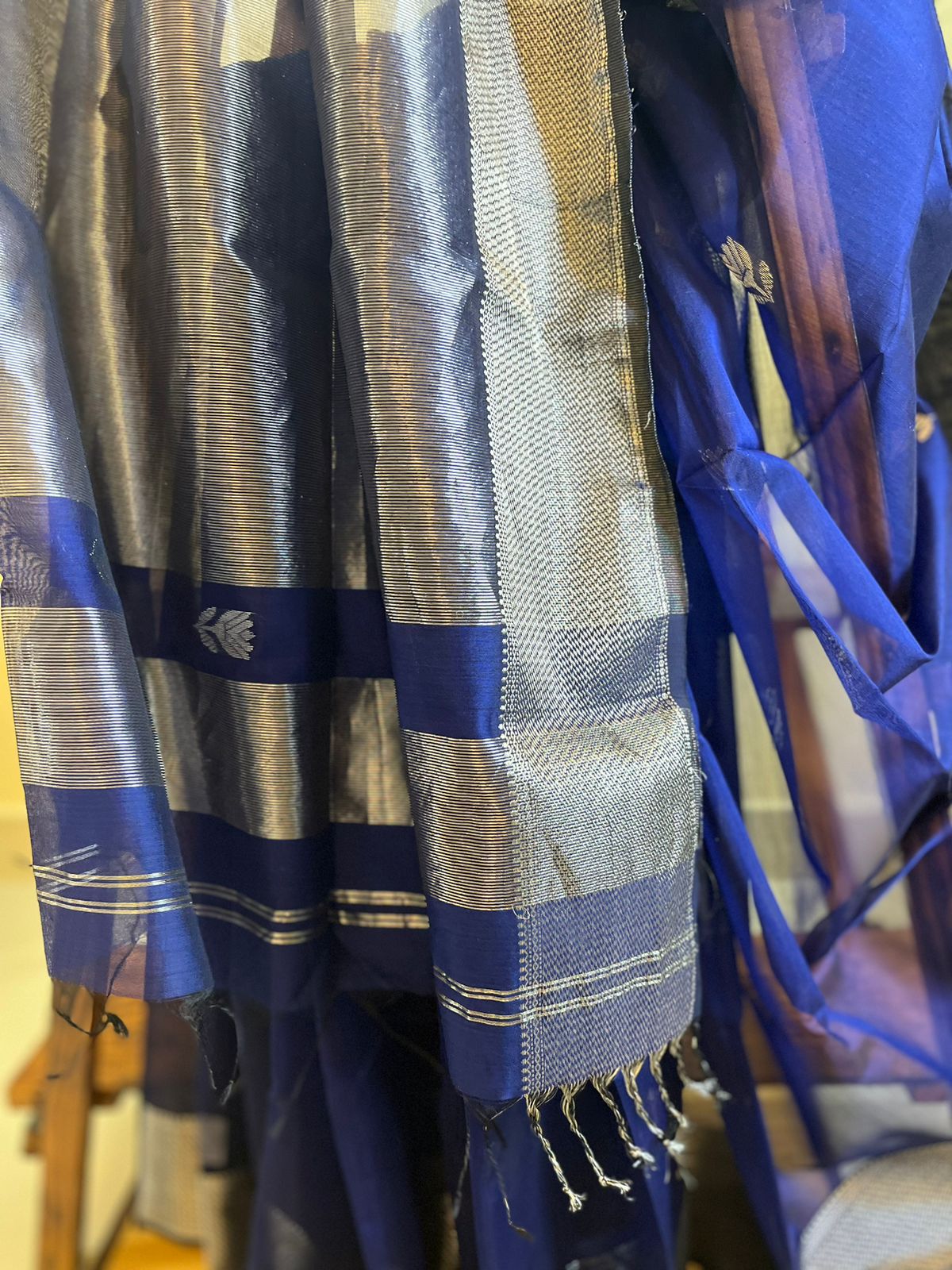 Royal Blue with Silver Butti Maheshwari Handloom Saree