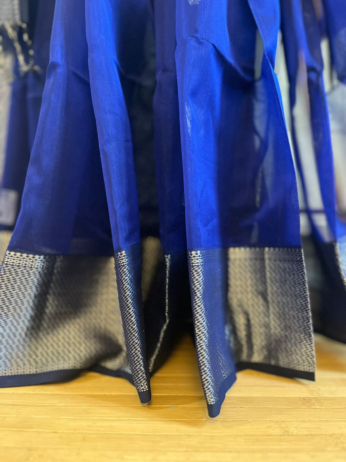 Royal Blue with Silver Butti Maheshwari Handloom Saree