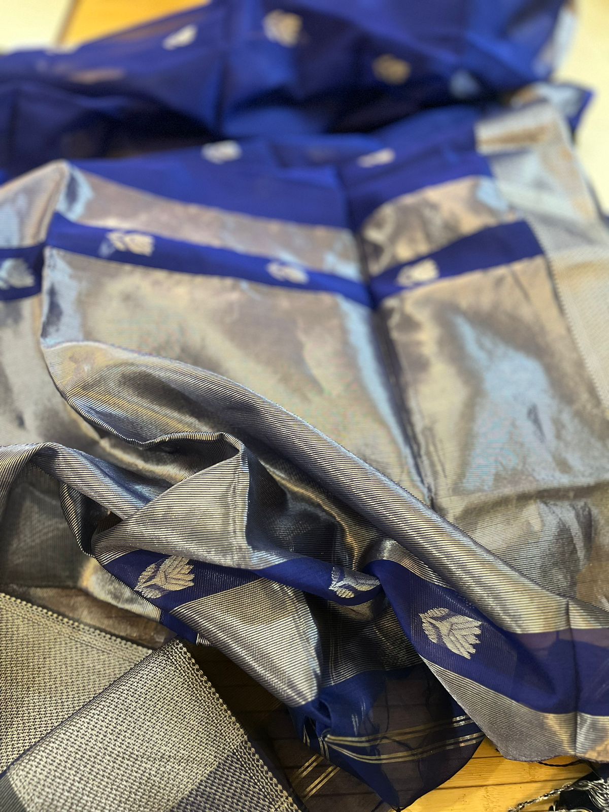Royal Blue with Silver Butti Maheshwari Handloom Saree