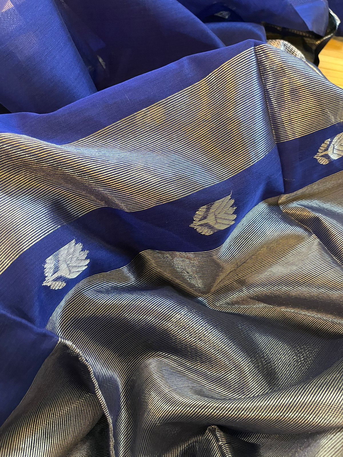 Royal Blue with Silver Butti Maheshwari Handloom Saree