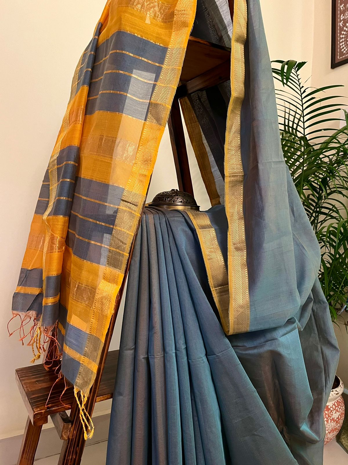 Elegant Maheshwari Handloom Saree - Smoky Blue with Yellow