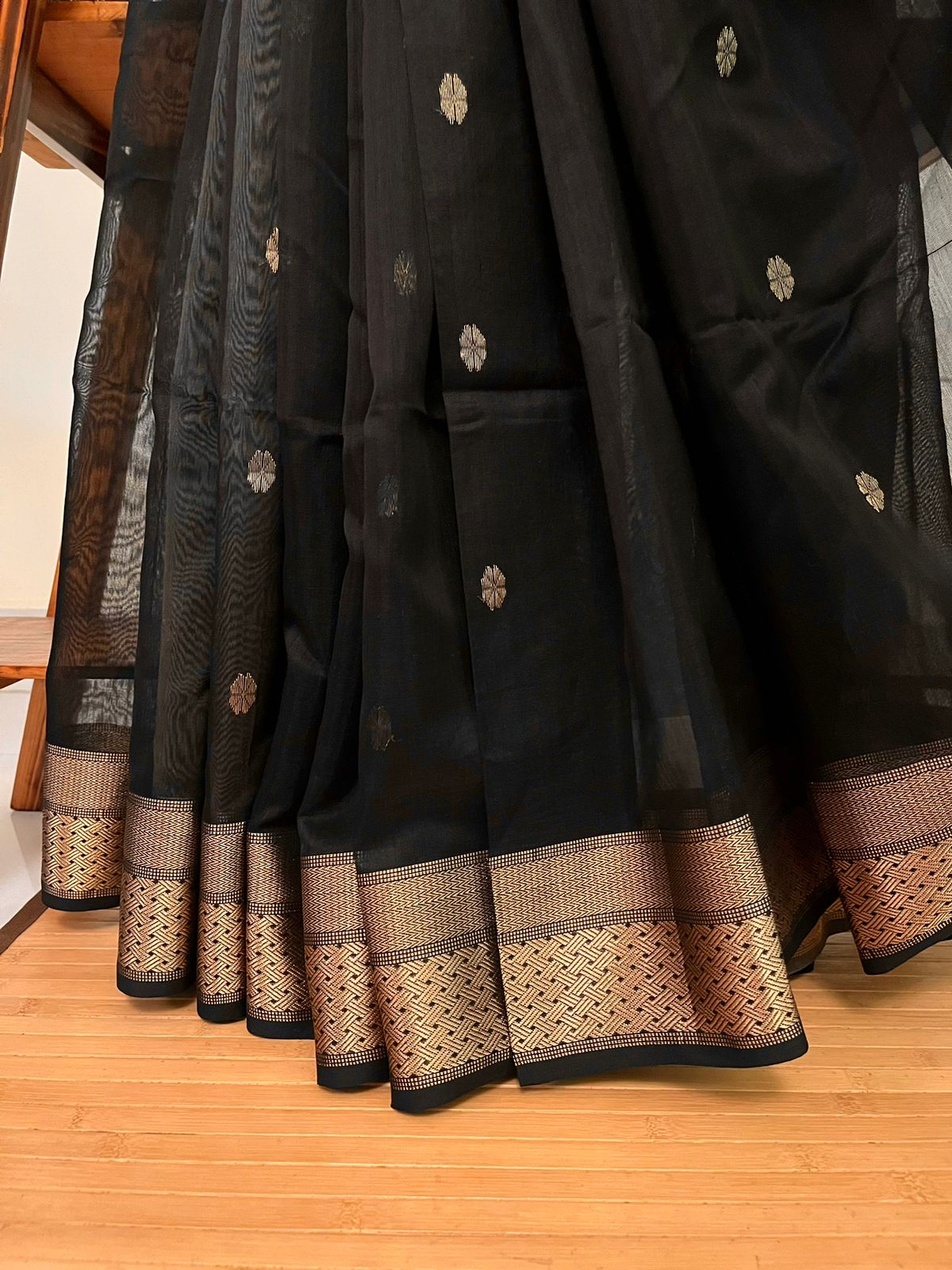Maheshwari Handwoven Saree in Black and Gold