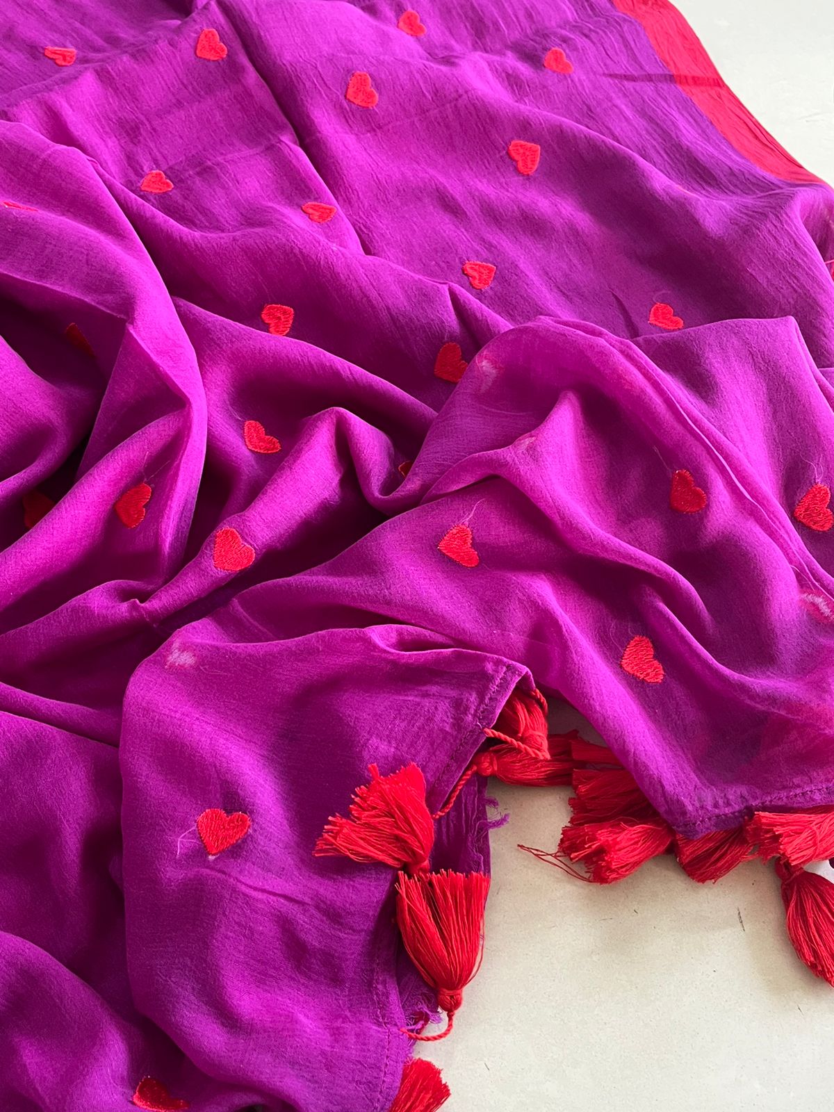 Soft and comfortable Pure Mul Mul Sarees with embroidered Hearts - Purple
