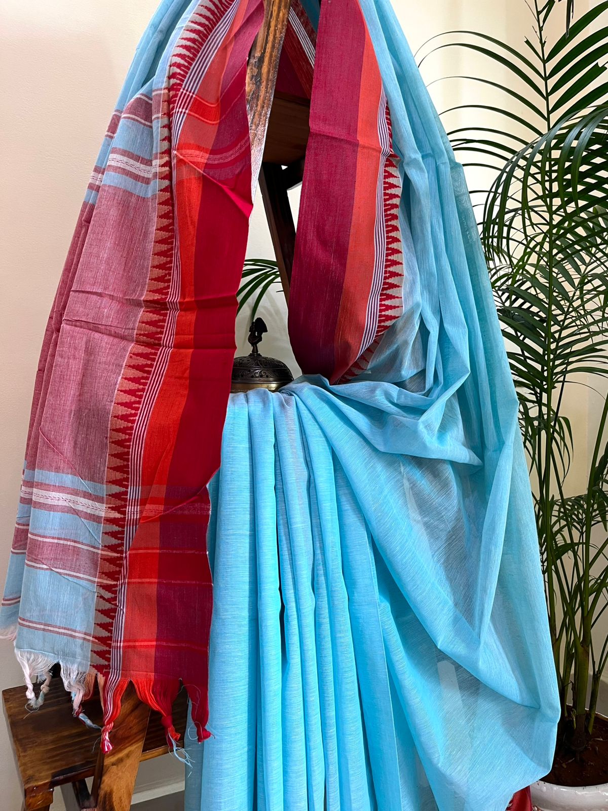 Handwoven Pure Bengal Cotton Saree - True Blue