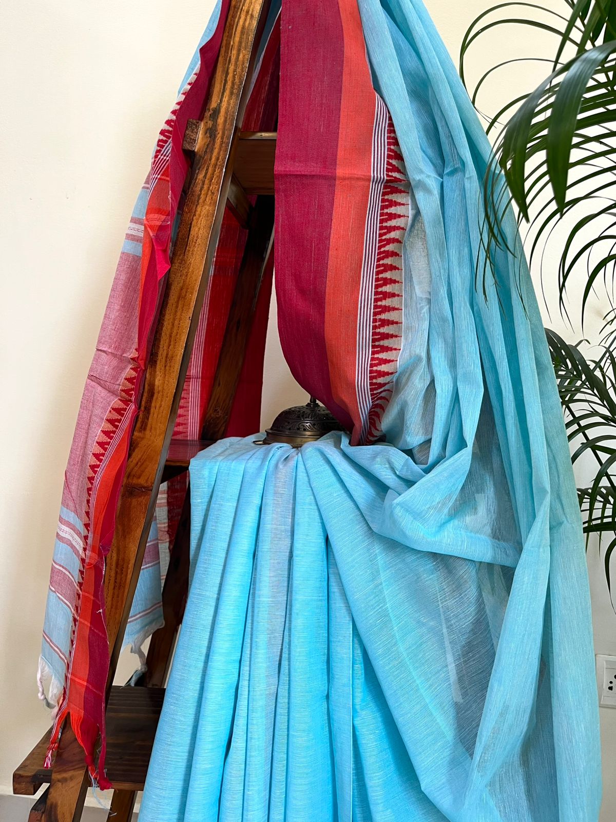 Handwoven Pure Bengal Cotton Saree - True Blue