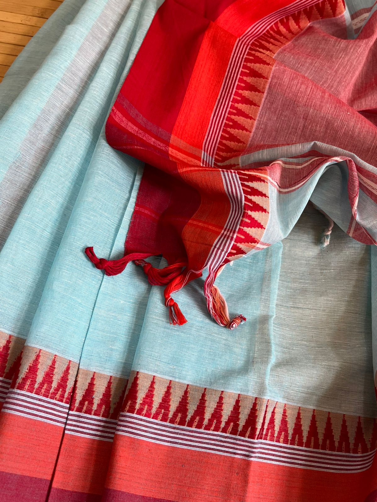 Handwoven Pure Bengal Cotton Saree - True Blue
