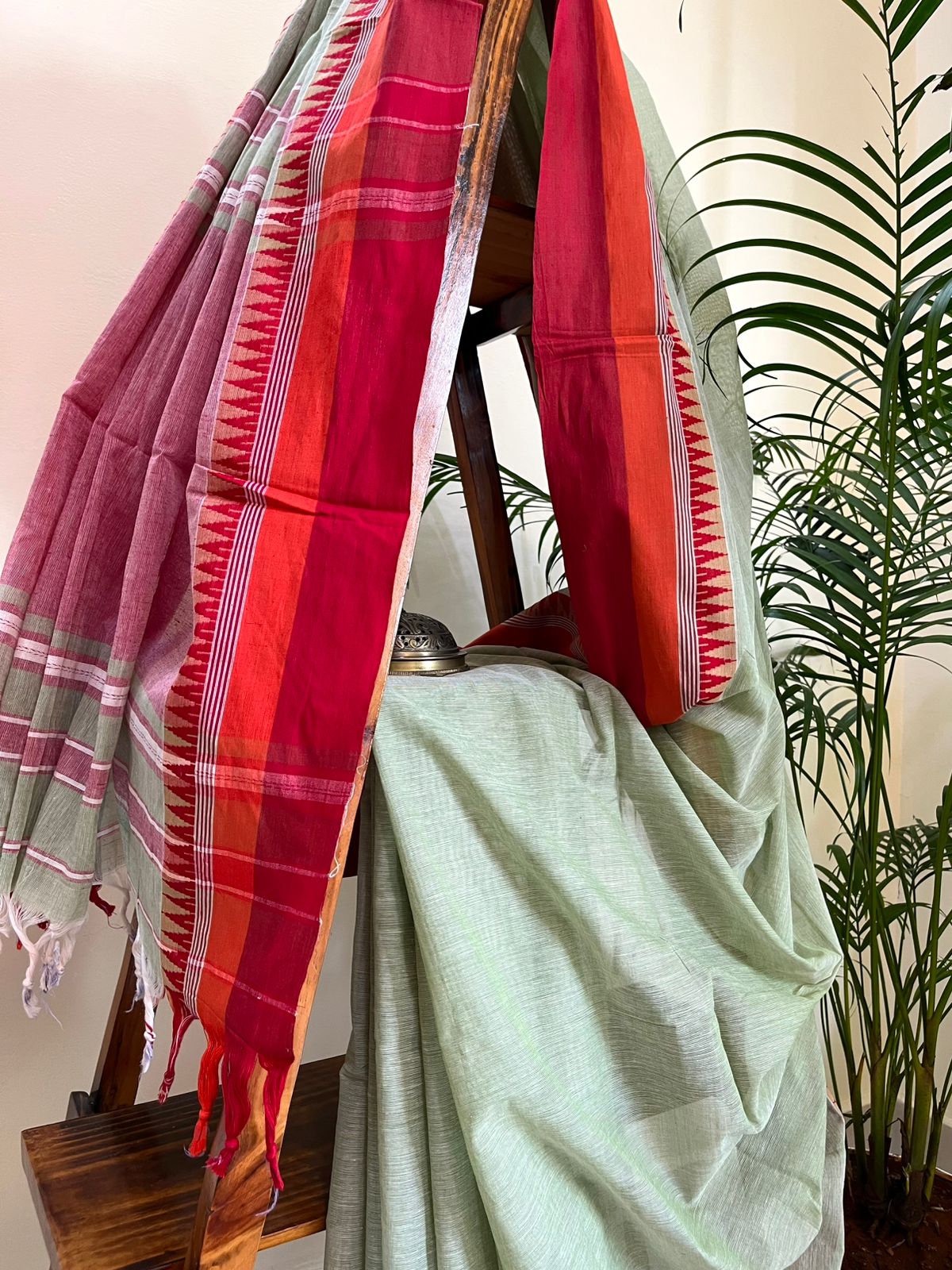 Handwoven Pure Bengal Cotton Saree - Tea Green