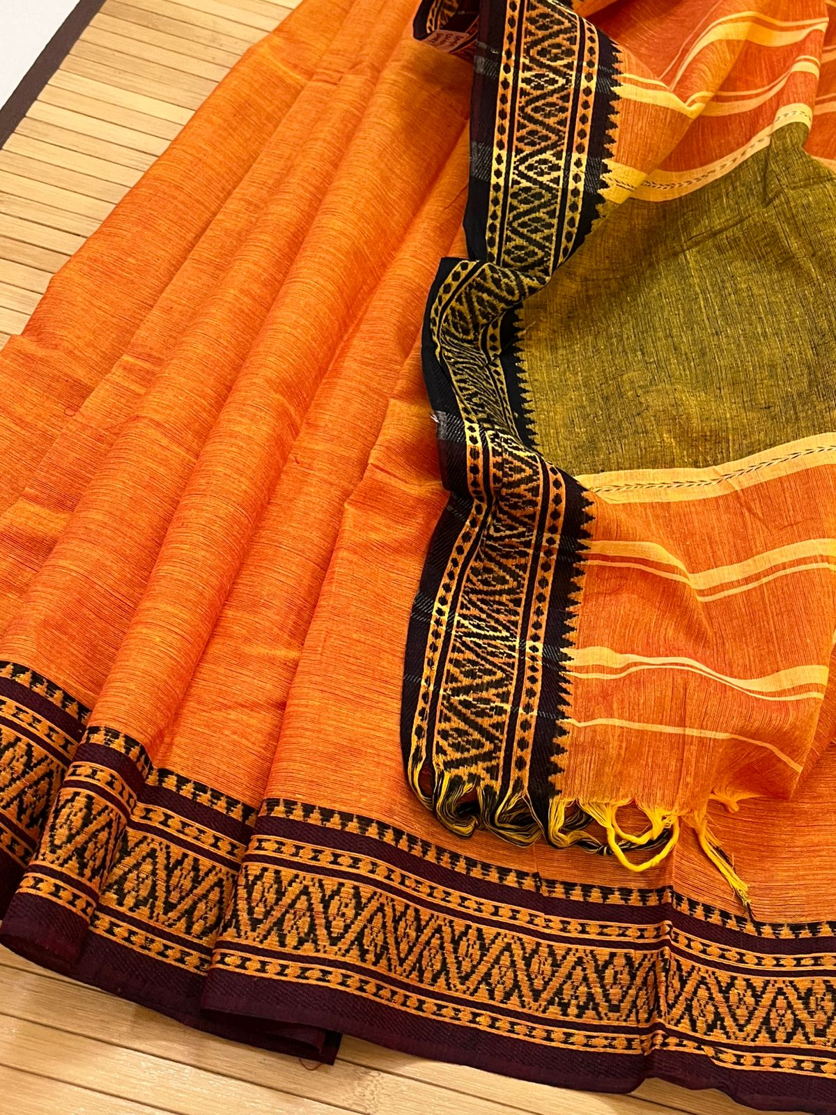 Pure Cotton Bengal Handloom saree - Orange