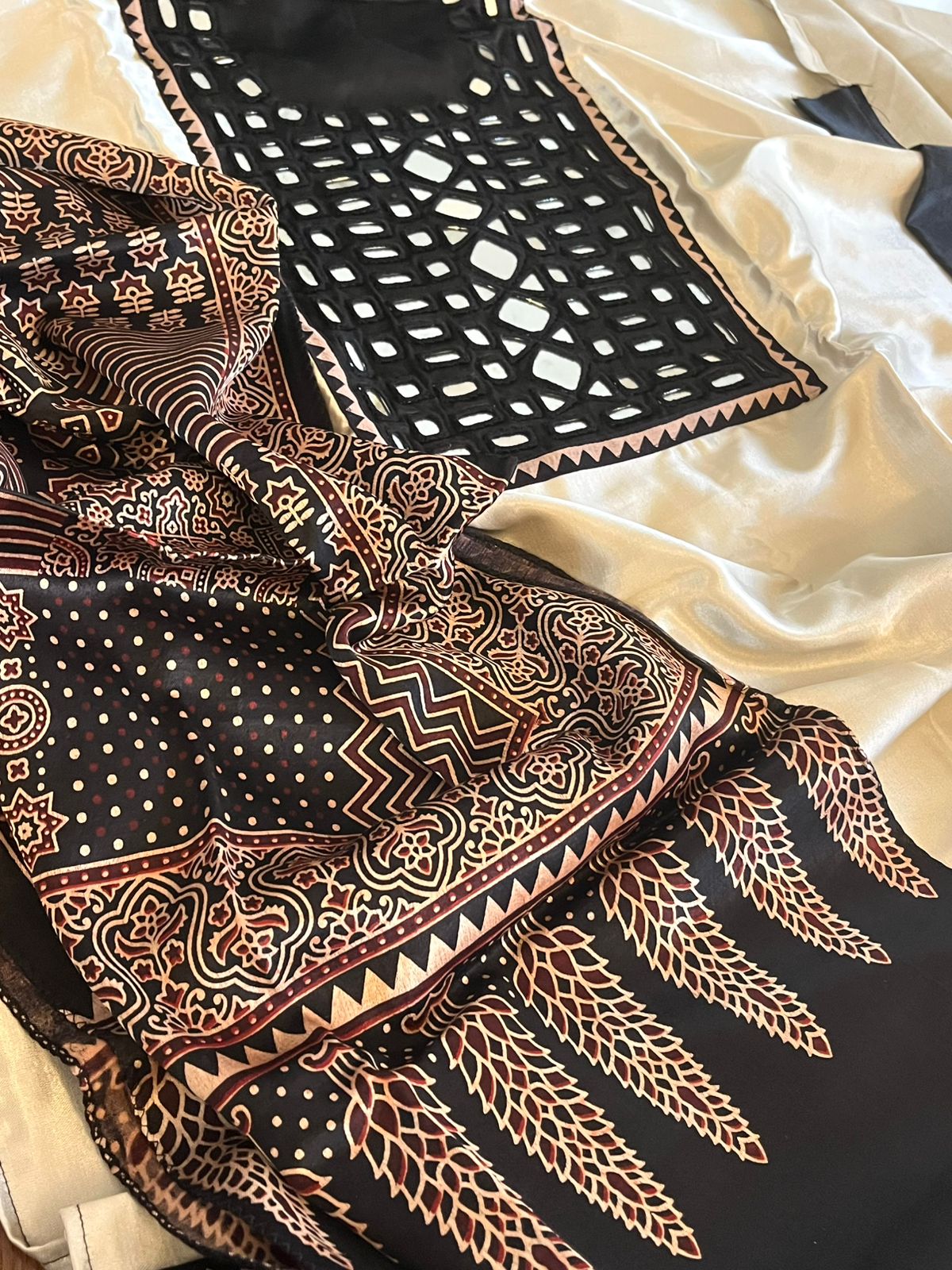 Mirror Embroidered Kurta and Stole Set on Mashru Silk - Ivory White