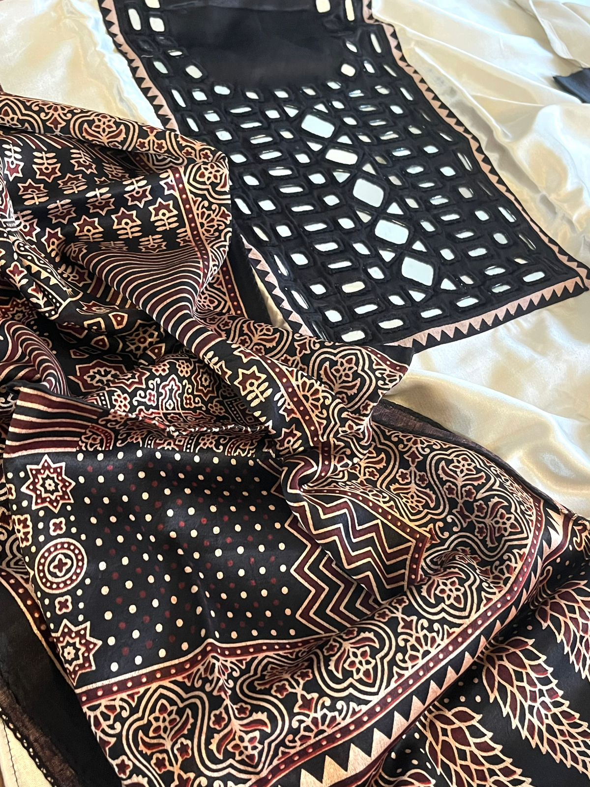 Mirror Embroidered Kurta and Stole Set on Mashru Silk - Ivory White