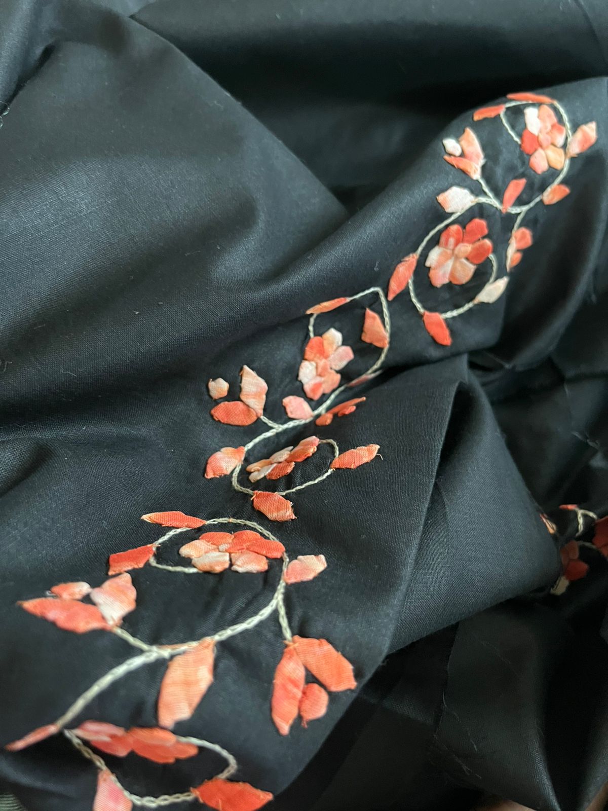 Pure Cotton Handcrafted Kurta With Phool Patti Ka Kaam - Black with Peach