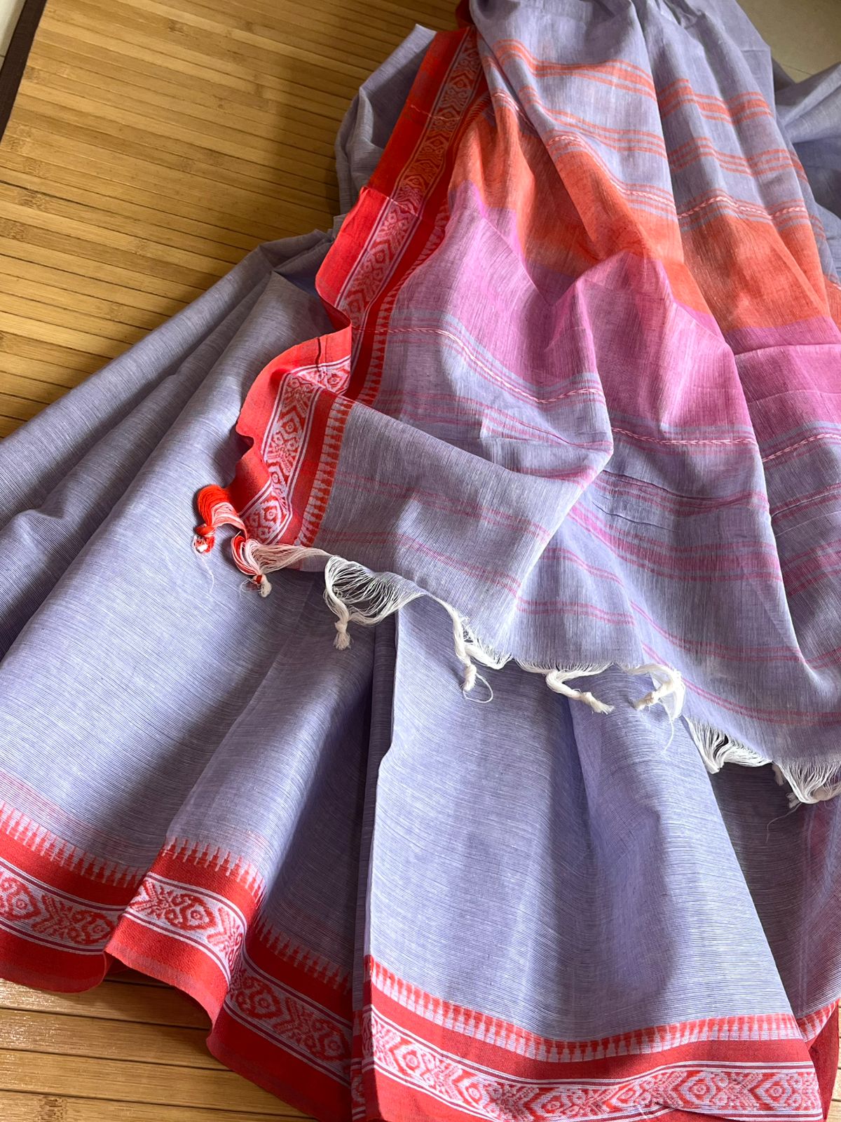 Bengal Cotton Handwoven Saree with Fish Design Border - Periwinkle