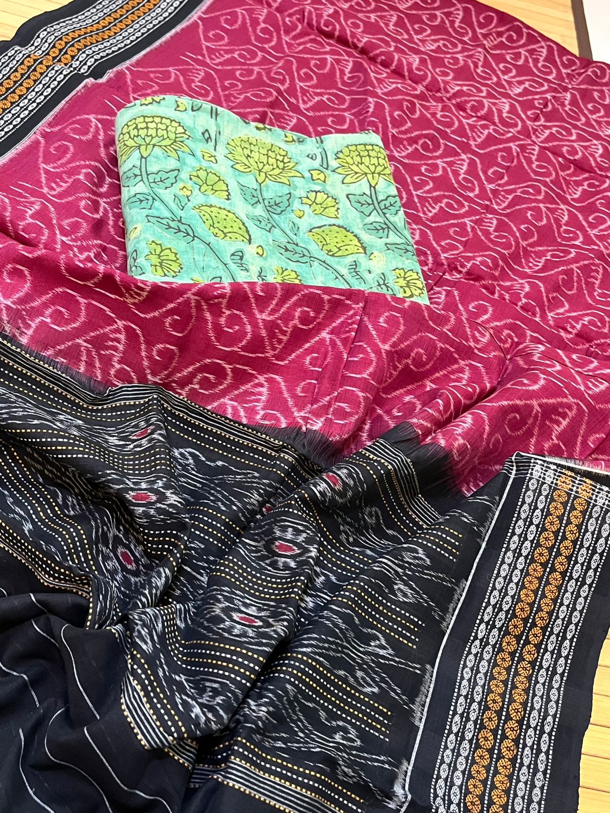 Cotton Handloom Sambhalpuri Dupatta with Block Print Kurta - Frosted Berry