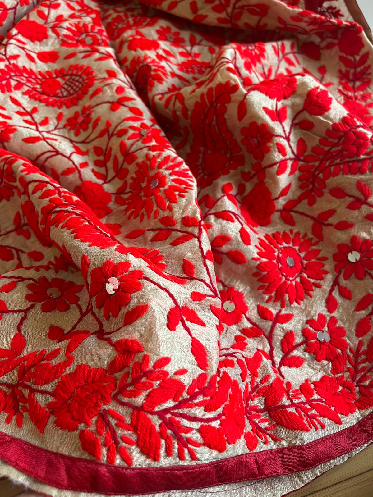 Vibrant Handmade Phulkari Embroidery Dupatta - Crimson Bloom