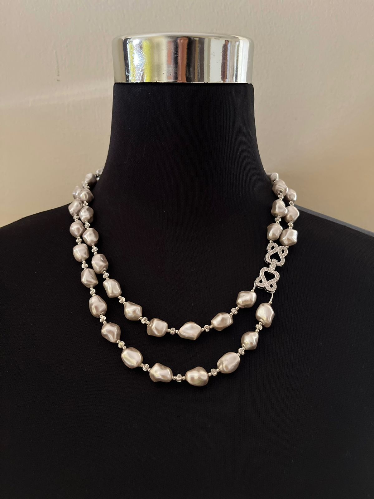 Shell Pearl Neckpieces - Ivory Rose