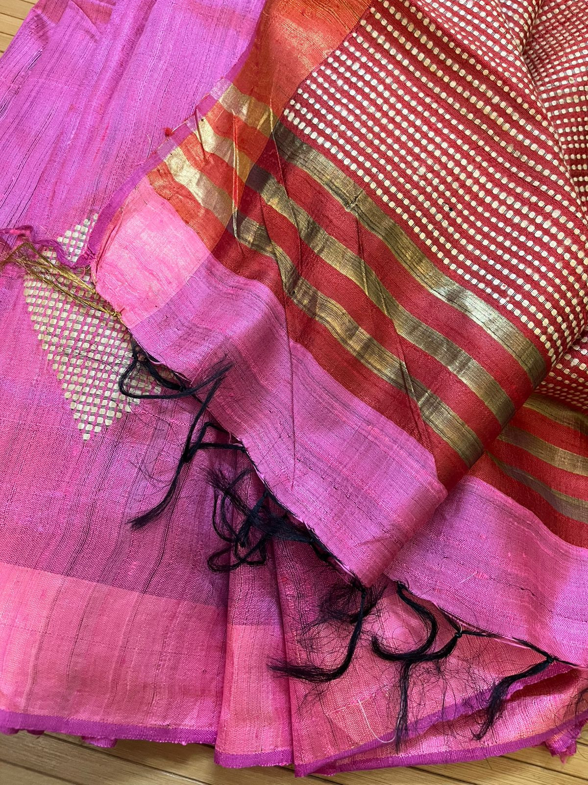 Pure Raw Silk Handloom Saree- Pink Red