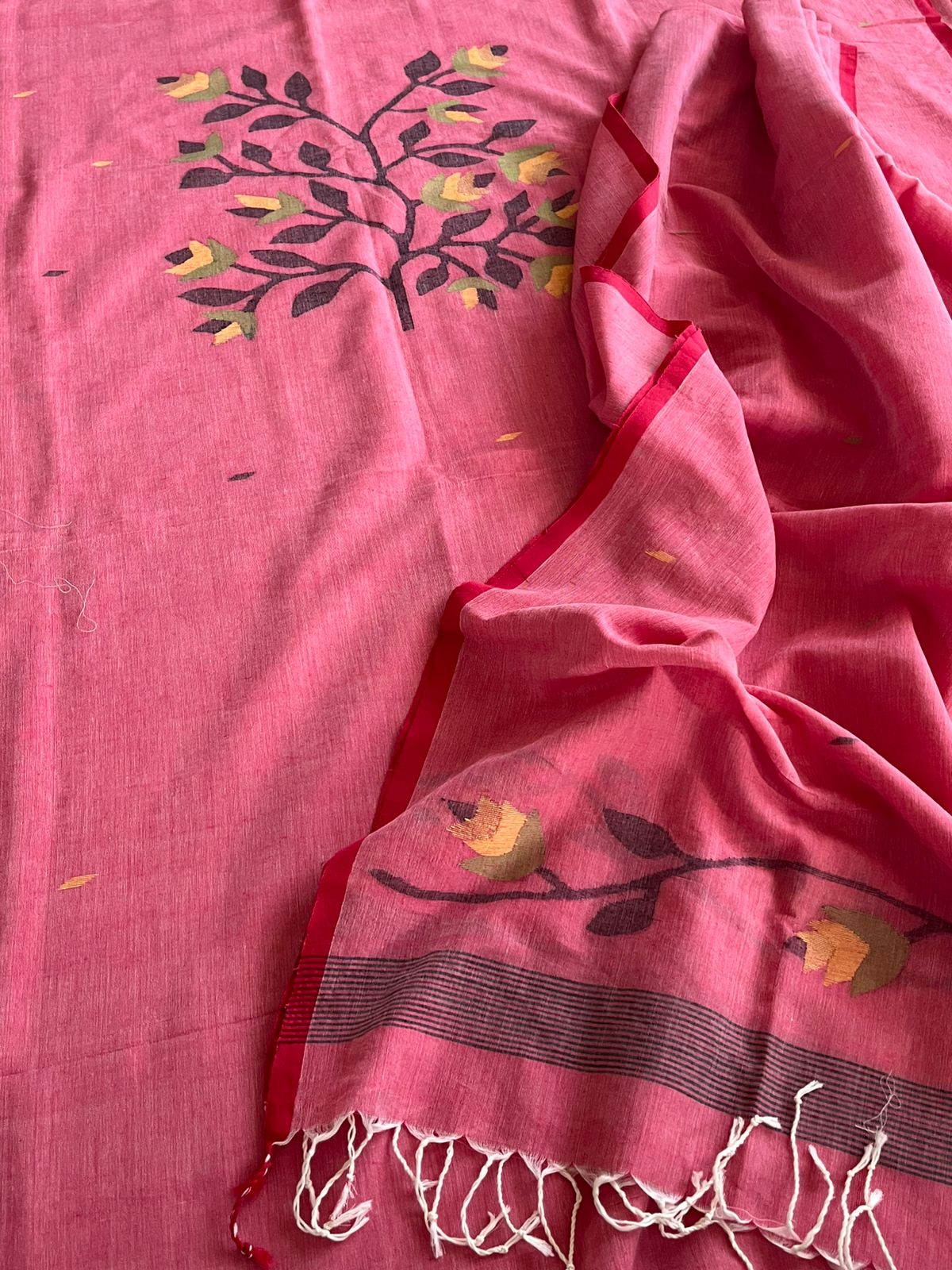 Beautiful and super soft pure cotton handloom Jamdani Weave Kurta Dupatta Set - Orchid Pink