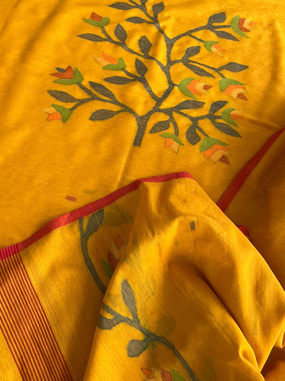 Beautiful and super soft pure cotton handloom Jamdani Weave Kurta Dupatta Set - Sunburst Yellow