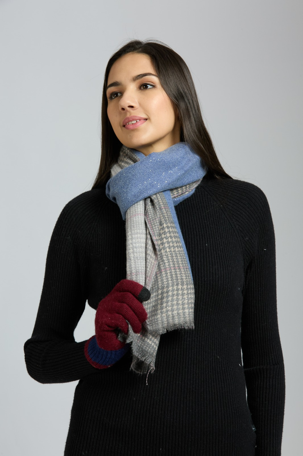 Soft and comfortable woollen stole with border and shimmer - Blue and Grey